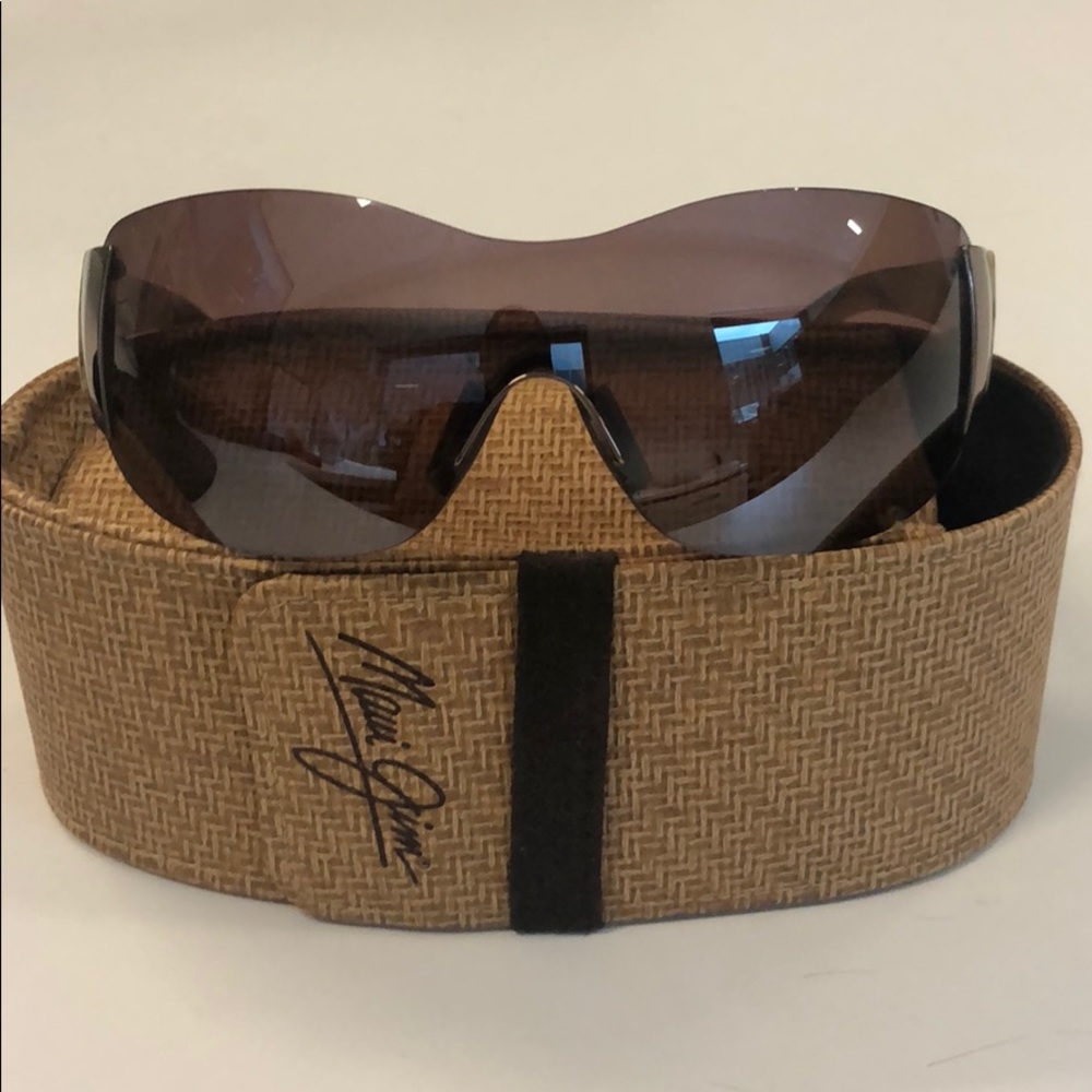 Maui Jim brown sunglasses